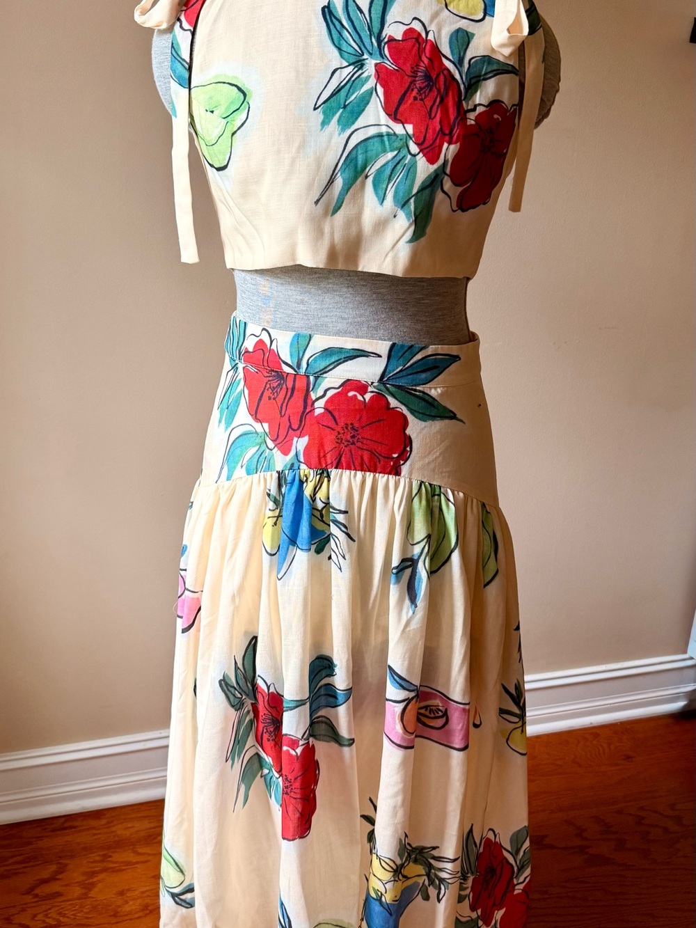 The Vintage Shop Cream Floral 2-piece Maxi Dress with Red & Green Accents - Picture 10 of 11